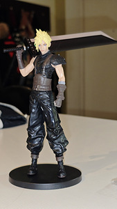 Фигурка Клауд Страйф (Cloud Strife - Final Fantasy 7) (1 фото из 5)