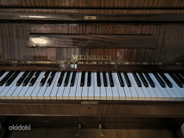 Пианино " WEINBACH"