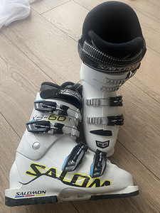 Müüa laste Salomoni mäesuusad ja saapad (3 foto / 3)