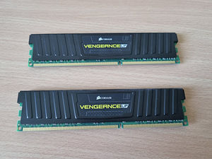 Corsair Vengeance LP (low profile) 2x4GB DDR3 1600mhz (1 foto / 3)