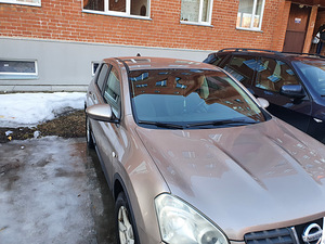 Nissan qashqai (2 foto / 5)
