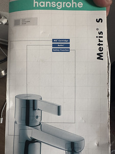 HANSGROHE Metris S 31060000 (2 foto / 2)