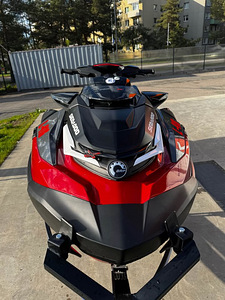Sea-Doo RXT-X RS 325 Audio Fiery Red (2 фото из 8)