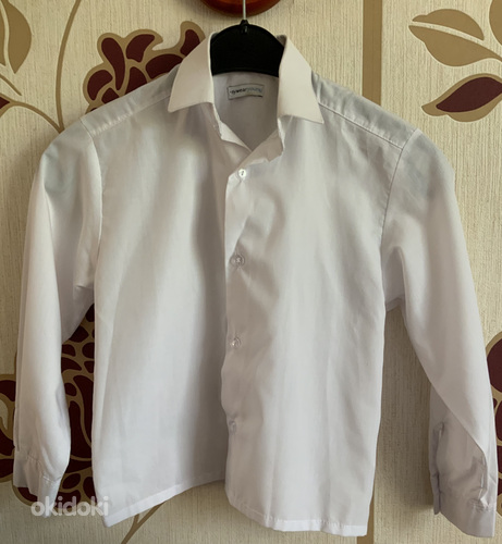 Белая рубашка 116 см €5 (фото #1)