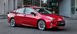 Прокат автомобилей Toyota Prius АВТОМАТ Гибрид 2016