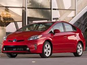 BOLT FOOD/ WOLT Autorent TOYOTA PRIUS HÜBRIID AUTOMAAT (2 foto / 3)