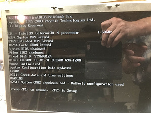 Fujitsu Siemens Amilo L1310G / Acer Aspire 1362LC (2 foto / 10)