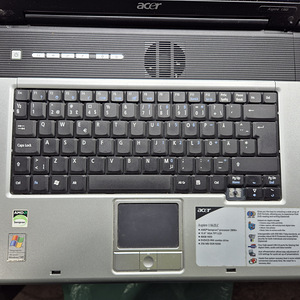 Fujitsu Siemens Amilo L1310G / Acer Aspire 1362LC (7 foto / 10)