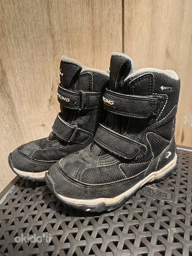 Poolsaapad Viking