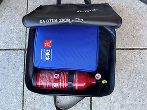 Elke Auto ohutuspakett pulberkustuti esmaabi apteek (1 foto / 1)