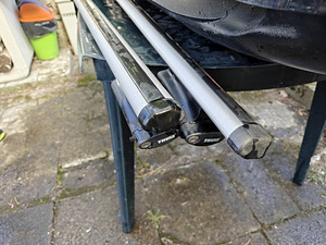 Katuseboks Thule Atlantis 780 +katusereelingud Thule (3 foto / 8)