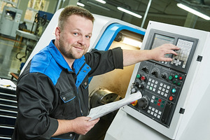 CNC-tööpinkide seadistajad Rootsi, freespinkide operaatorid, (1 foto / 1)