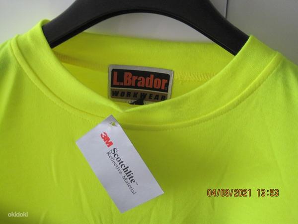 Новая светоотражающая футболка для строителя 3М (фото #2)