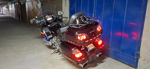 Honda Goldwing GL1800 (2 foto / 3)