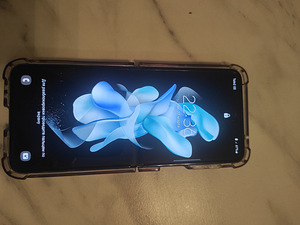 Продам samsung flip 4 (1 фото из 2)