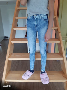 Uued teksad tüdrukule Gloria Jeans, suurus 164 cm (2 foto / 2)