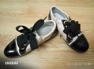 Stiilsed madalad kingad suurus 35 (sisetald 21,5 cm) (1 foto / 2)