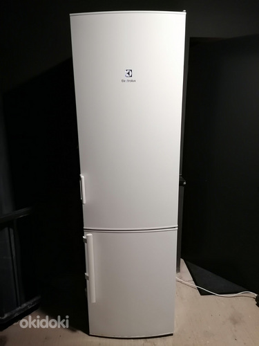 Müüa heas korras Electroluxi 185 cm külmkapp.