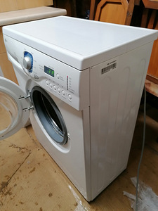 Müün kitsas pesumasin (36 cm) LG, 3,5 kg (1 foto / 3)