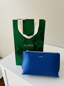 Косметичка la mer, новая (1 фото из 3)