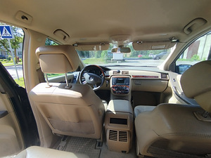 Mercedes-Benz R320 (2 foto / 8)