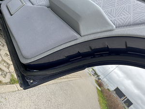 Mercedes E200 1995 автомат 100т км (5 фото из 13)