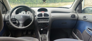 Peugeot 206 (5 foto / 5)