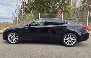 Mazda 6 SkyActiv-G Luxury i-ELOOP 2.5 141kW (3 foto / 15)