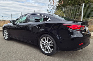 Mazda 6 SkyActiv-G Luxury i-ELOOP 2.5 141kW (5 foto / 15)
