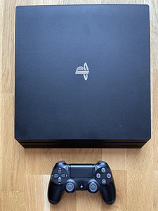 Sony PS4 PRO 1 TB (1 foto / 5)