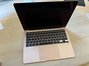 MacBook Air M1 2020 8GB 256GB (3 foto / 3)