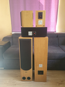 Комплект динамиков (3 фото из 8)