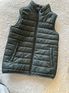 Vest Everest 122/128 lastele (2 foto / 3)