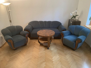 Tigudiivan komplekt, tugitoolid ja diivanilaud (1 foto / 6)