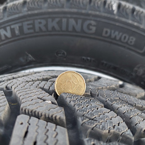 Doublestar Winterking DW08 195/65R15 91T. Шины + диски Volvo (3 фото из 6)