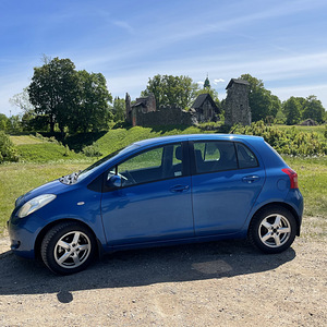 Продам Тойота Ярис 2007 1.3 64Kw (4 фото из 10)