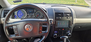 VOLKSWAGEN TOUAREG. 3.0 176kw 2008a (9 foto / 11)