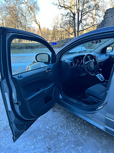 Dodge Caliber 2.0 115kW 2013a. CVT (5 foto / 9)