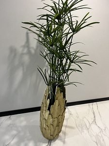 Kunst lill koos vaasiga (2 foto / 3)