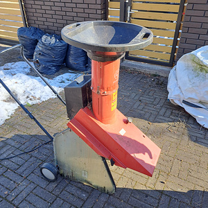 Chopper soolo AL-KO TCS Duotec 2500/puuhakkur (5 foto / 5)