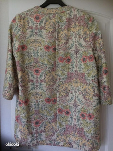 ZARA JAKK - L (2 foto / 3)