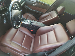 Mercedes-Benz E350 (11 foto / 13)