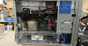 Сервер HP ProLiant ML310e gen8 (4 фото из 5)