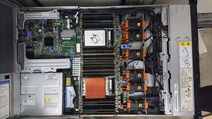 Server IBM X3550 M4 (3 фото из 4)