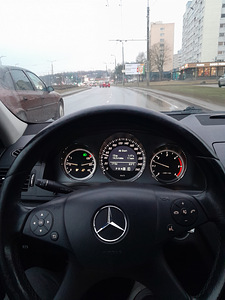 Mercedes-Benz c250 (4 foto / 5)