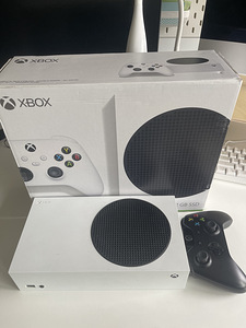 Xbox series S (1 foto / 1)