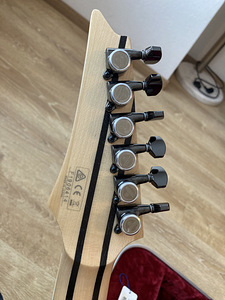 Ibanez RG5121 Prestige (3 foto / 5)
