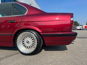 BMW 530i V8 (6 foto / 11)