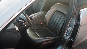 Mercedes-Benz CLS 350CDI 4MATIC (10 foto / 15)