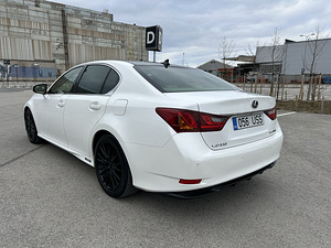 Lexus GS450h Luxury (5 foto / 15)
